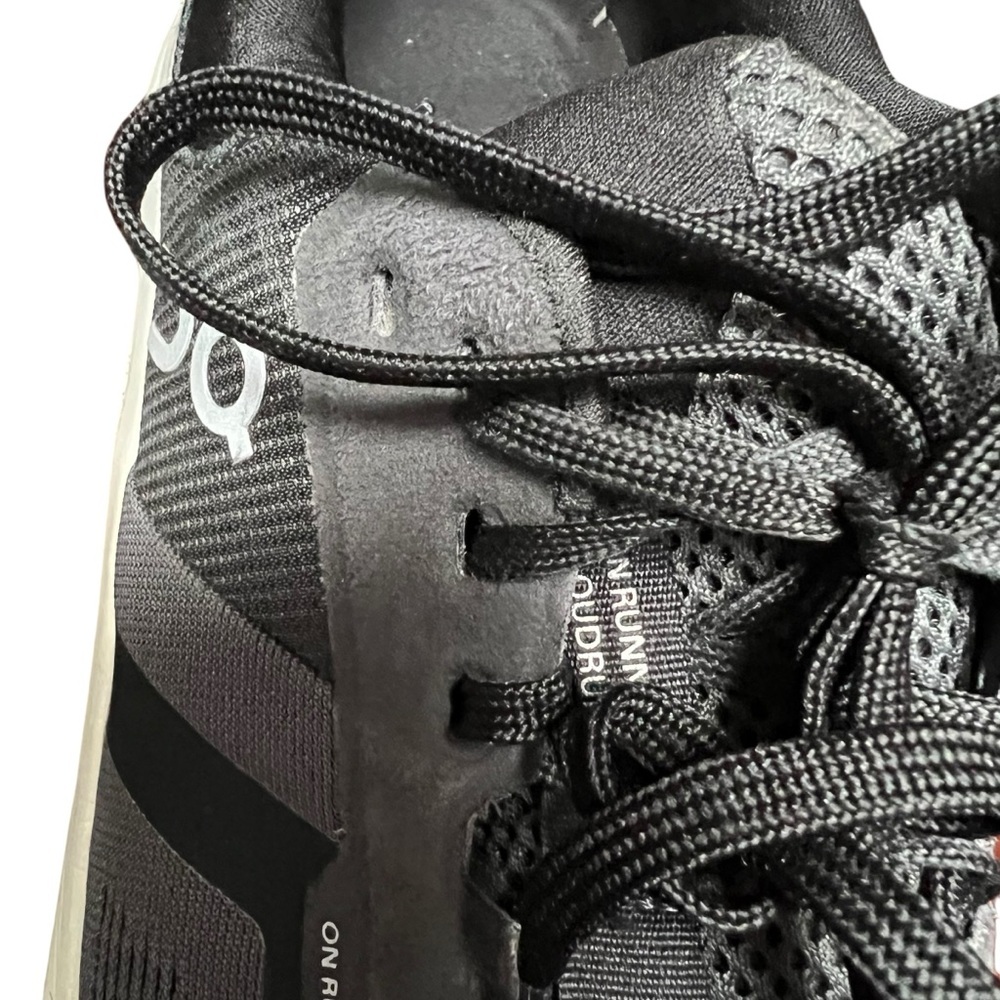 On Running Women’s Cloudrunner 2 Running Athletic Shoes US 9 Black Gray - Picture 8 of 11